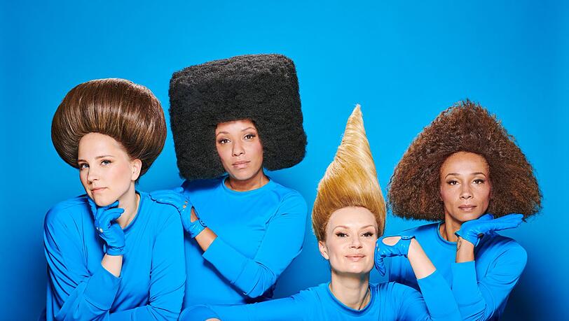 Wunderbare Welt-Raumpflegerinnen aus „Star-Trek“? Nein, die Frauen von Laing. Wunderbare Welt-Raumpflegerinnen aus „Star-Trek“? Nein, die Frauen von Laing.