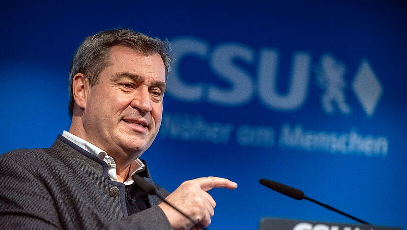 Markus Söder (CSU), Ministerpräsident von Bayern, nimmt an einer Pressekonferenz zu den Ergebnissen der Sitzung des CSU-Vorstands in der CSU-Landesleitung teil.