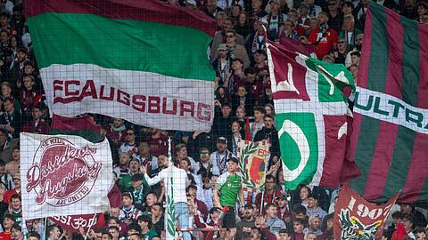Der FC Augsburg beginnt am 13. Juli mit seiner Sommervorbereitung. (Archivbild)