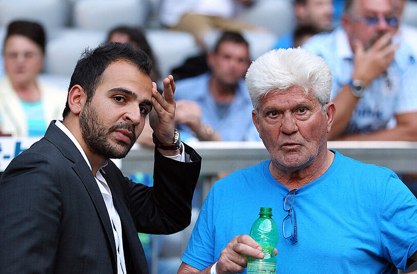 Werner Lorant (r.) im Gespräch mit Löwen-Geschäftsführer Noor Basha. Der Kulttrainer kritisiert die Transfers im Winter.