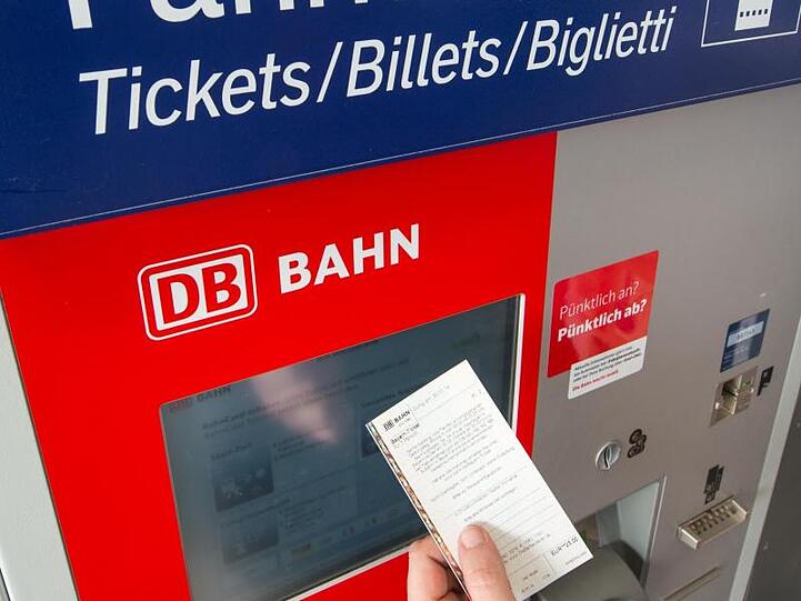 Zahlreiche Fahrkartenautomaten funktionierten heute nicht.