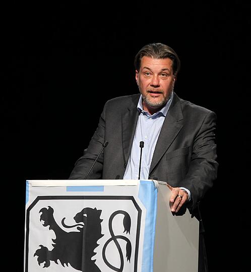 Um kurz nach 15.00 Uhr ist Mayrhofer zum neuen Löwen-Präsidenten gewählt worden.