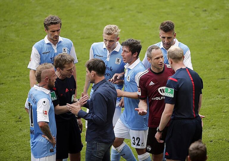 Die besten Bilder vom Löwen-Wahnsinn: der 2:1-Heimsieg des TSV 1860 gegen den 1. FC Nürnberg.