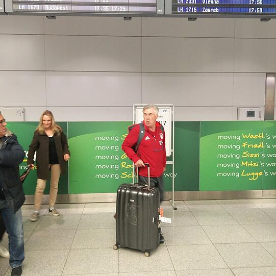 Weitere Bilder von der Rückkehr der Bayern-Stars.