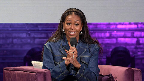 Michelle Obama, hier bei der Vorstellung ihres Buches im Jahr 2022, ist derzeit in München.
