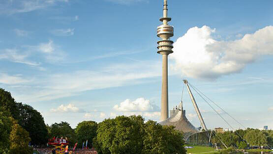 30 000 Läufer werden im Olympiapark unterwegs sein. 30 000 Läufer werden im Olympiapark unterwegs sein.
