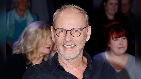 Reinhold Beckmann hat die Fu&szlig;ballberichterstattung im deutschen Fernsehen &uuml;ber zwei Jahrzehnte lang ma&szlig;geblich gepr&auml;gt.