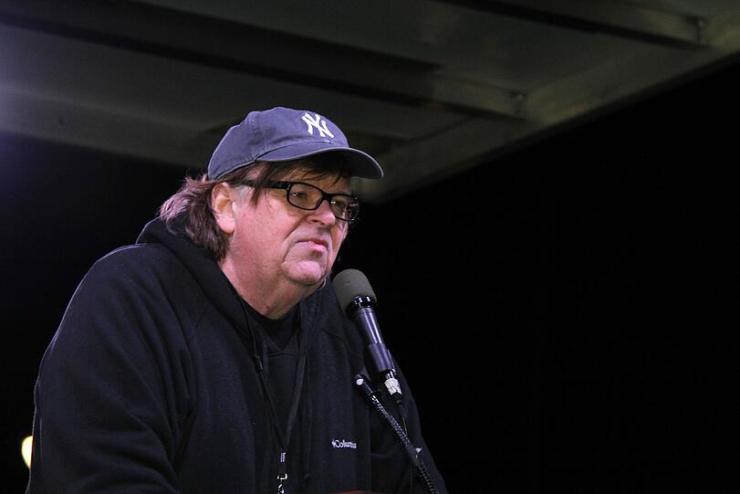Filmemacher Michael Moore fordert von den Demonstranten weiteres Durchhaltevermögen