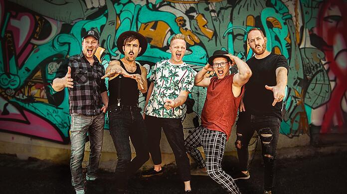 Die Schweizer Band Fäaschtbänkler spielt am 28. Juni