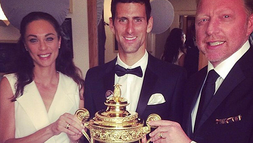Novak Djokovic umgeben von Lilly und Boris: "Die Becker-Familie ist sehr stolz" Novak Djokovic umgeben von Lilly und Boris: "Die Becker-Familie ist sehr stolz"