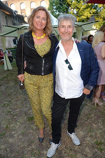 Martin Semmelrogge will seine Freundin Regine Prause auf Mallorca heiraten.