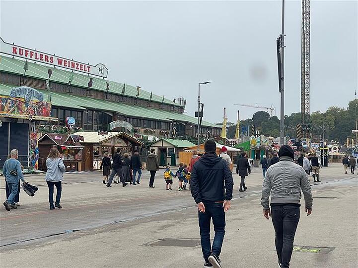 Wiesnbesuch am Dienstag Vormittag