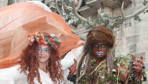Diana, die Göttin der Jagd (links), und Cernunnos, der gehörnte Waldgott, machen Lust auf das Spectaculum. Diana, die Göttin der Jagd (links), und Cernunnos, der gehörnte Waldgott, machen Lust auf das Spectaculum.