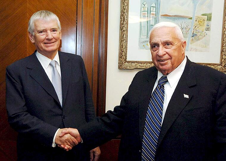 2005 mit dem ehemaligen Innenminister Otto Schily