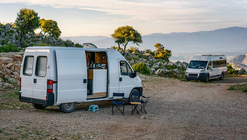 Wer einen Wohnwagen oder ein Wohnmobil mit Flüssiggasanlage besitzt, muss diese ab dem 19. Juni 2025 regelmäßig von einem Sachverständigen überprüfen lassen. Wer einen Wohnwagen oder ein Wohnmobil mit Flüssiggasanlage besitzt, muss diese ab dem 19. Juni 2025 regelmäßig von einem Sachverständigen überprüfen lassen.