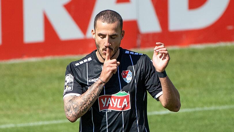 Bleibt er oder geht er? Türkgücü-Angreifer Sercan Sararer beim Torjubel im Spiel gegen den SV Meppen.