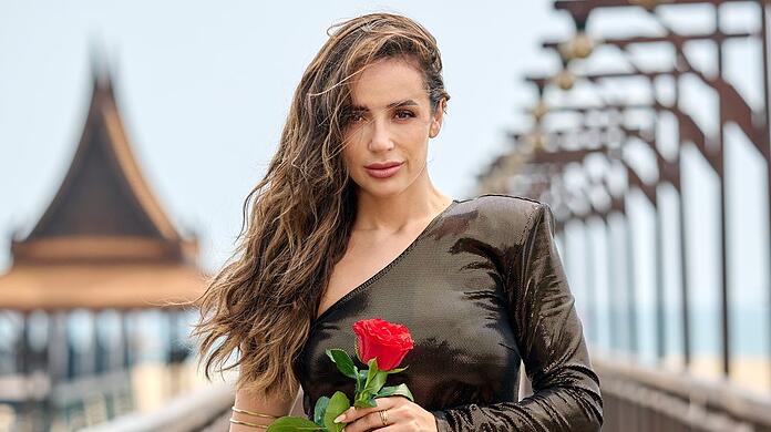 Jennifer Saro ist die neue "Bachelorette" der zehnten Jubiläumsstaffel.
