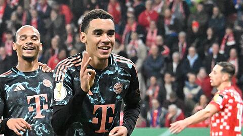 "Wenn er jetzt auch noch anfängt zu knipsen - umso besser!" Joshua Kimmich bringt die Musiala-Leistung perfekt auf den Punkt