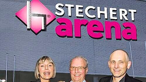 Die &bdquo;Stechert Arena&ldquo; ist mehr als eine Utopie &ndash; wenn die Stadtspitze mitzieht: Sabine Günther, Hautgesellschafterin der Brose Baskets, Unternehmer Franz Stegner und Manager Wolfgang Heyder (von links).