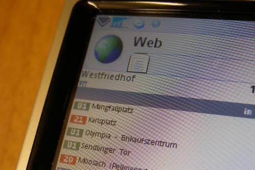 So werden die Abfahrtszeiten auf dem Handy-Display angezeigt.