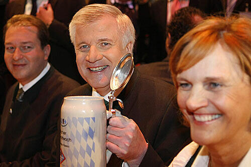 Horst Seehofer auf dem Politischen Aschermittwoch in Passau.