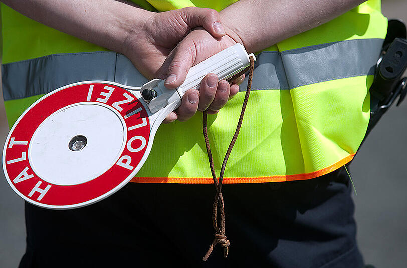 104 statt 50 km/h - ein Fahranfänger war deutlich zu flott unterwegs.