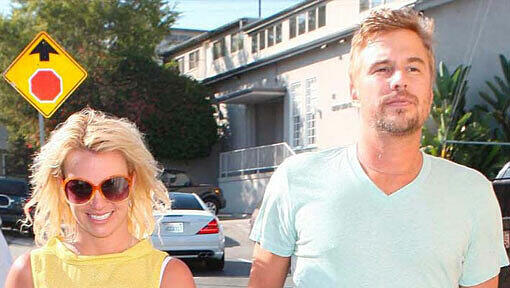 Gerüchten zufolge soll Jason Trawick seiner Freundin Britney Spears an deren 30.Geburtstag einen Heiratsantrag machen. Gerüchten zufolge soll Jason Trawick seiner Freundin Britney Spears an deren 30.Geburtstag einen Heiratsantrag machen.
