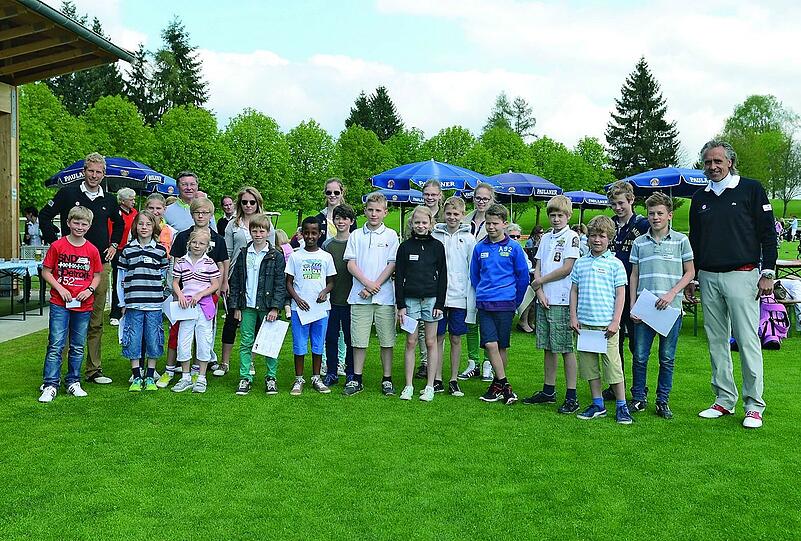 Begeisterung für den Golfsport: Am 11. Mai können Kinder und Jugendliche zwischen 6 und 14 Jahren zur Sichtung nach Straßlach kommen.