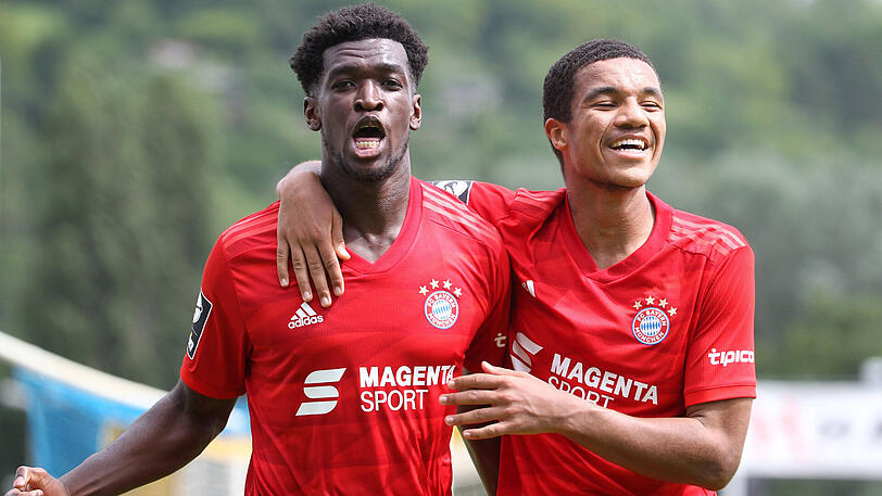 Der FC Bayern II gewinnt bei Schlusslicht Carl Zeiss Jena.