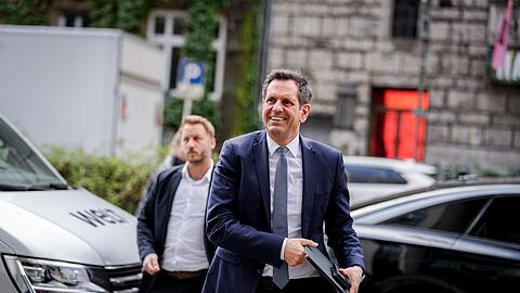 Niedersachsens Ministerpr&auml;sident Olaf Lies (SPD) h&auml;lt aktuell nichts von Personaldebatten.