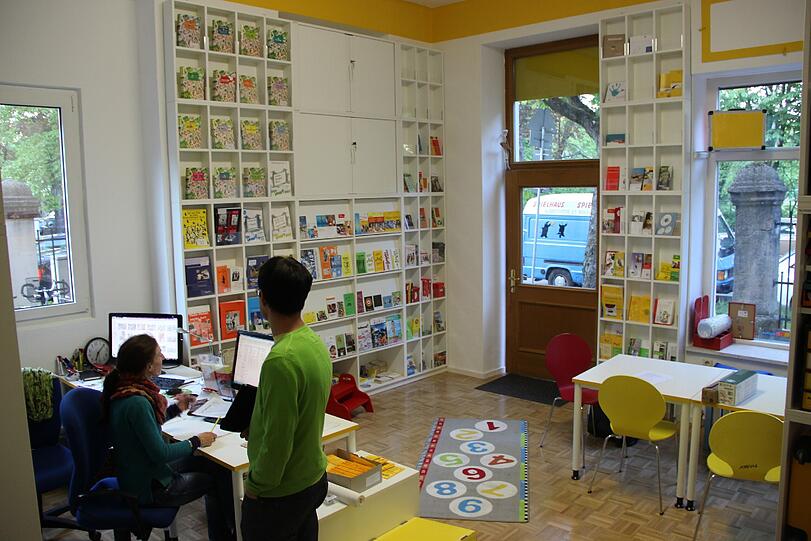 Der Kinderinformationsladen in der Albrechtstr. 37 in Neuhausen bietet jede Menge Infos für Kids und ihre Eltern.