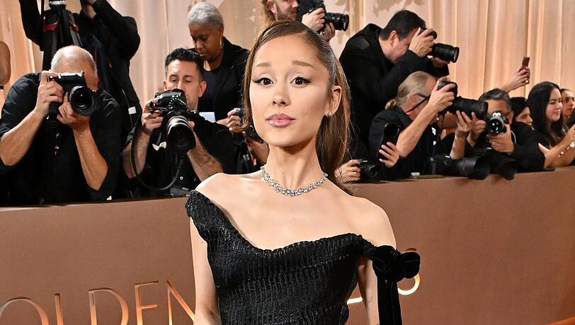 Ariana Grande hat offiziell ihr neues Album angek&uuml;ndigt.