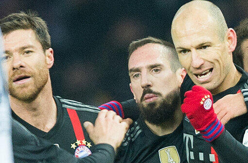 Auch nach dieser Saison vereint beim FC Bayern? - Das Trio Xabi Alonso, Franck Ribéry und Arjen Robben (v.l.).