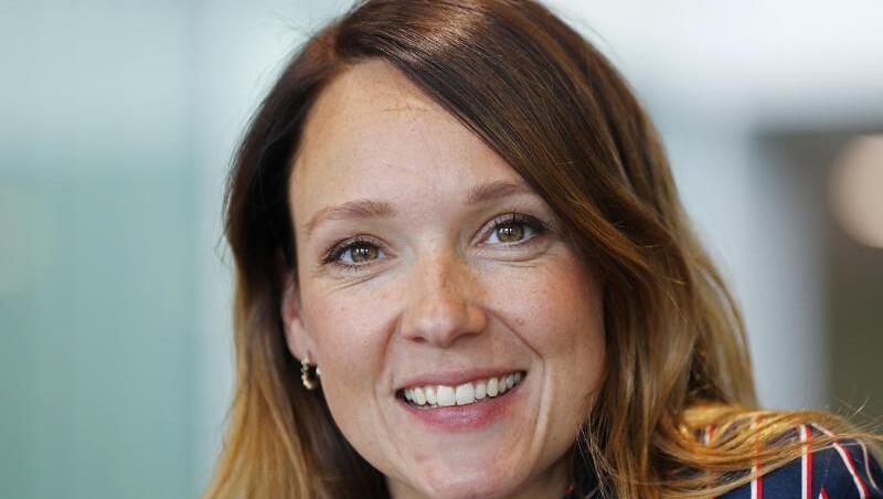 Carolin Kebekus ist entspannter geworden. Carolin Kebekus ist entspannter geworden.