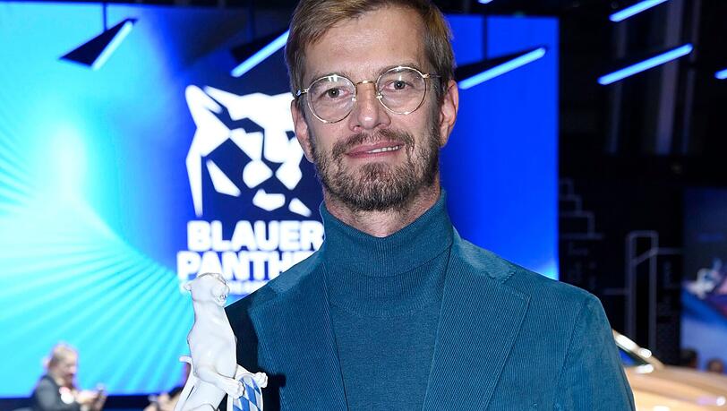 Joko Winterscheidt mit seinem "Blauen Panther".