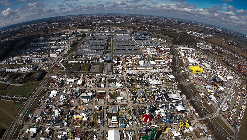 Die bauma in München ist die größte Messe der Welt. Die bauma in München ist die größte Messe der Welt.