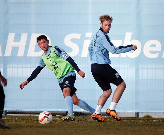 Erster Mannschaftstraining der beiden Neu-Löwen Maximilian Beister und Goran Sukalo, Ex-Präsident Dieter Schneider schaut vorbei  - die besten Bilder vom Dienstag.