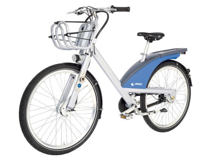 Rad oder Roller - wer ist schneller? Im Parcours misst sich das MVG-Rad mit dem E-Scooter