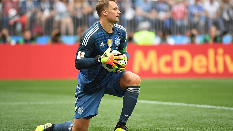 Manuel Neuer: Note 3. Der Kapitän zeigte nach den Diskussionen über seine Fitness nach dem überstandenen Mittelfußbruch, dass er wirklich nichts verlernt hat. Hielt beispielsweise gegen Hector Herrera (10. Spielminute) und bewahrte Ruhe im Chaos. Beim Gegentor durch Hirving Lozano (35. Spielminute) ohne Chance.