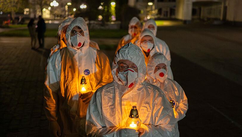 Die Ukraine wirft Russland zum Jahrestag "nuklearen Terrorismus" vor, weil das stillgelegte Kernkraftwerk Tschernobyl durch Drohnenschl&auml;ge im Moskauer Angriffskrieg weiter Gefahren ausgesetzt ist.