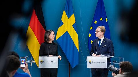 Bundesaußenministerin Annalena Baerbock und ihr schwedischer Amtskollege Tobias Billström in Stockholm.