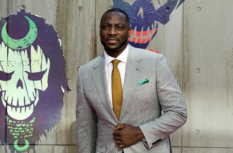 Adewale Akinnuoye Agbaje