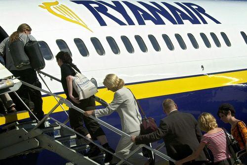 Viel Ärger für Passagiere von Ryanair - wegen eines alkoholisierten Paares