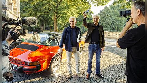 Miroslav Nemec (Kriminalhauptkommissar Ivo Batic, l.) und Udo Wachtveitl (Kriminalhauptkommissar Franz Leitmayr) bei den Dreharbeiten zum "Tatort: Unverg&auml;nglich".