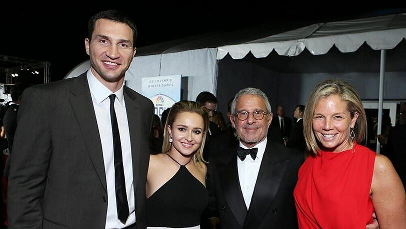 Wladimir Klitschko (links) zusammen mit Freundin Hayden Panettiere bei den Golden Globe Awards Wladimir Klitschko (links) zusammen mit Freundin Hayden Panettiere bei den Golden Globe Awards