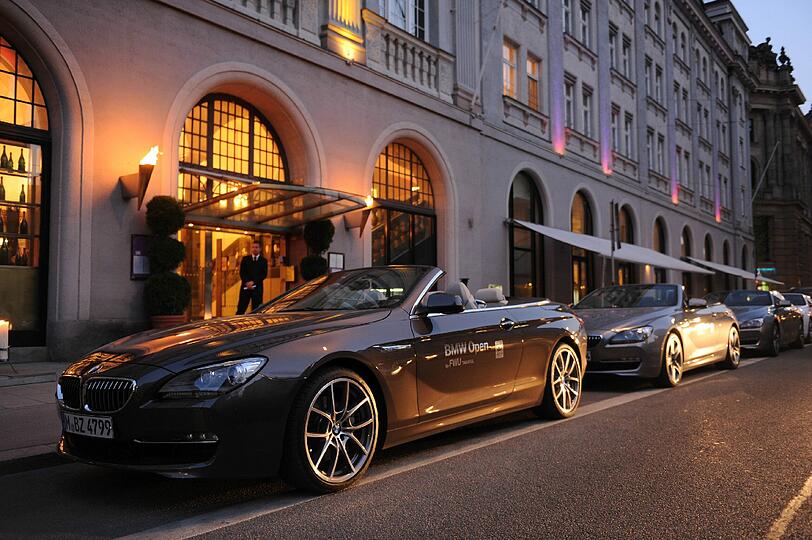 Promi-Aufgalopp bei der BMW Open Players Night. Die Bilder vom Event in München.