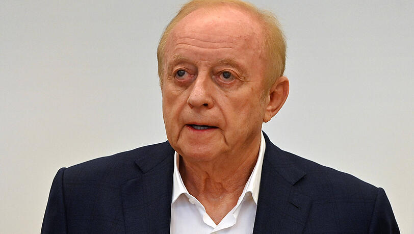 Alfons Schuhbeck muss vorerst nicht zurück ins Gefängnis.