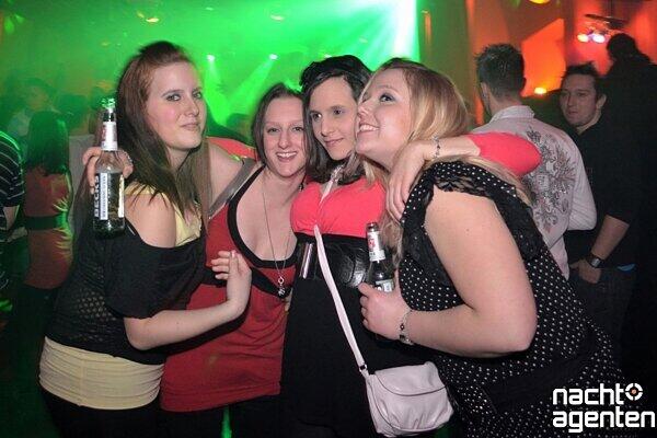 Zurück in die Zukunft in der Nachtgalerie (Samstag 14.01.12). Noch mehr Fotos unter: www.nachtagenten.de.