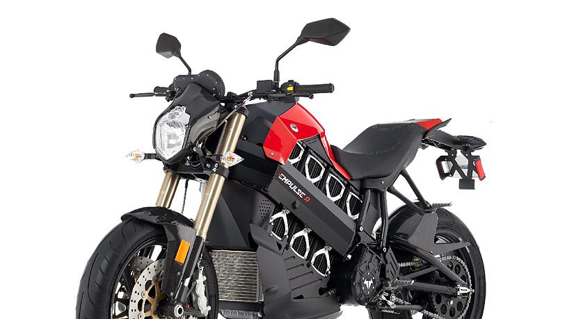 Ohne Auspuff: Der E-Motor der Brammo Empulse leistet 54 PS. Ab dem Frühjahr 2013 ist das Naked Bike für rund 15 000 Euro zu haben. Ohne Auspuff: Der E-Motor der Brammo Empulse leistet 54 PS. Ab dem Frühjahr 2013 ist das Naked Bike für rund 15 000 Euro zu haben.