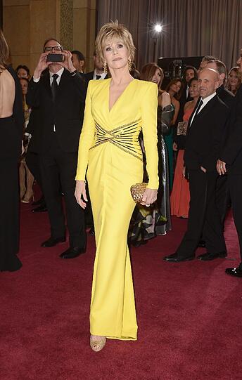 Lady in knallgelb: Jane Fonda.